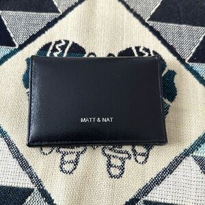 Matt & Nat Liz bi-fold cardholder (black)‎